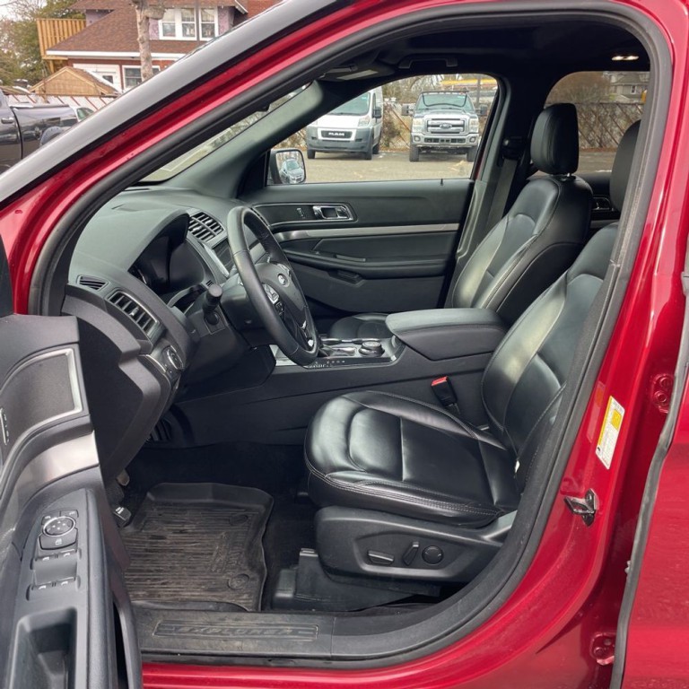 2019 Ford Explorer Image 5
