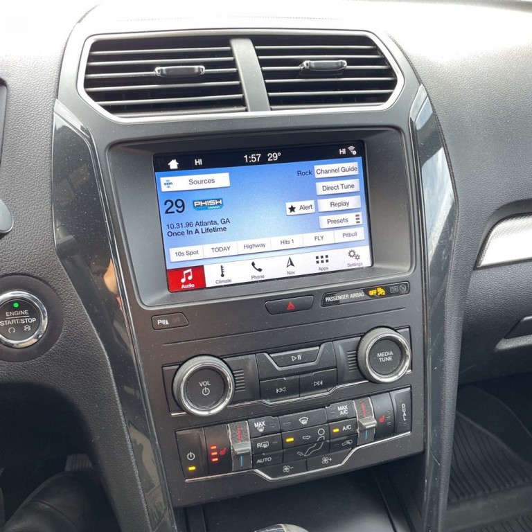 2019 Ford Explorer Image 8