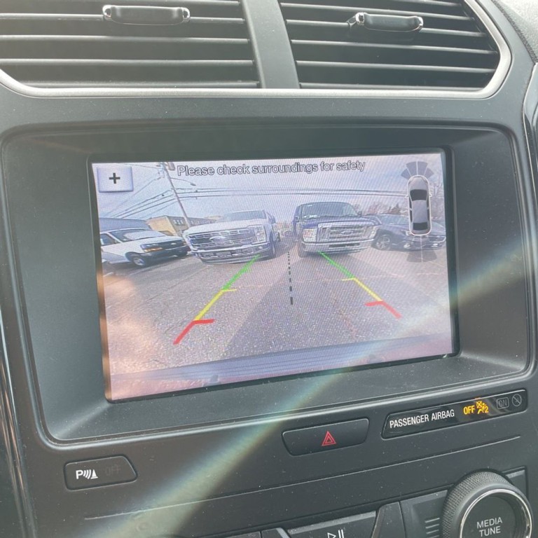 2019 Ford Explorer Image 9