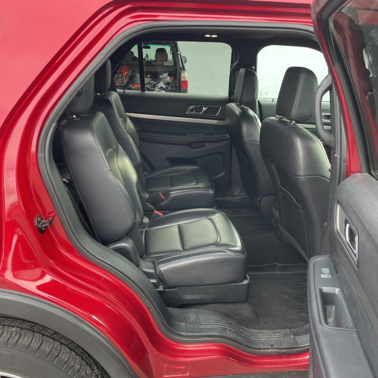 2019 Ford Explorer Image 11