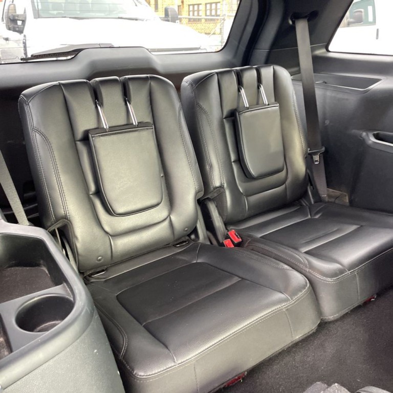 2019 Ford Explorer Image 13