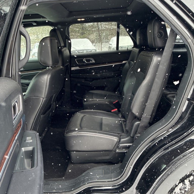 2018 Ford Explorer Image 13