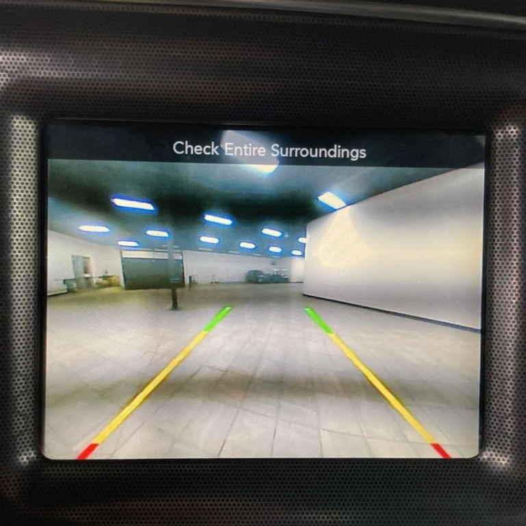 2016 Dodge Challenger Image 13