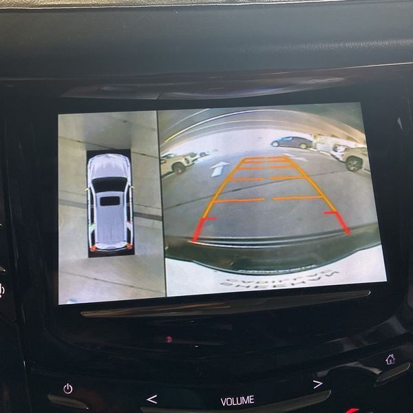 2015 Cadillac Escalade Image 11