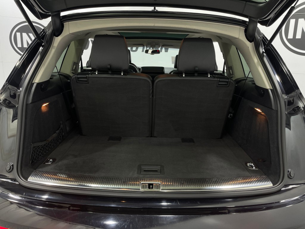 2015 Audi Q7 Image 28