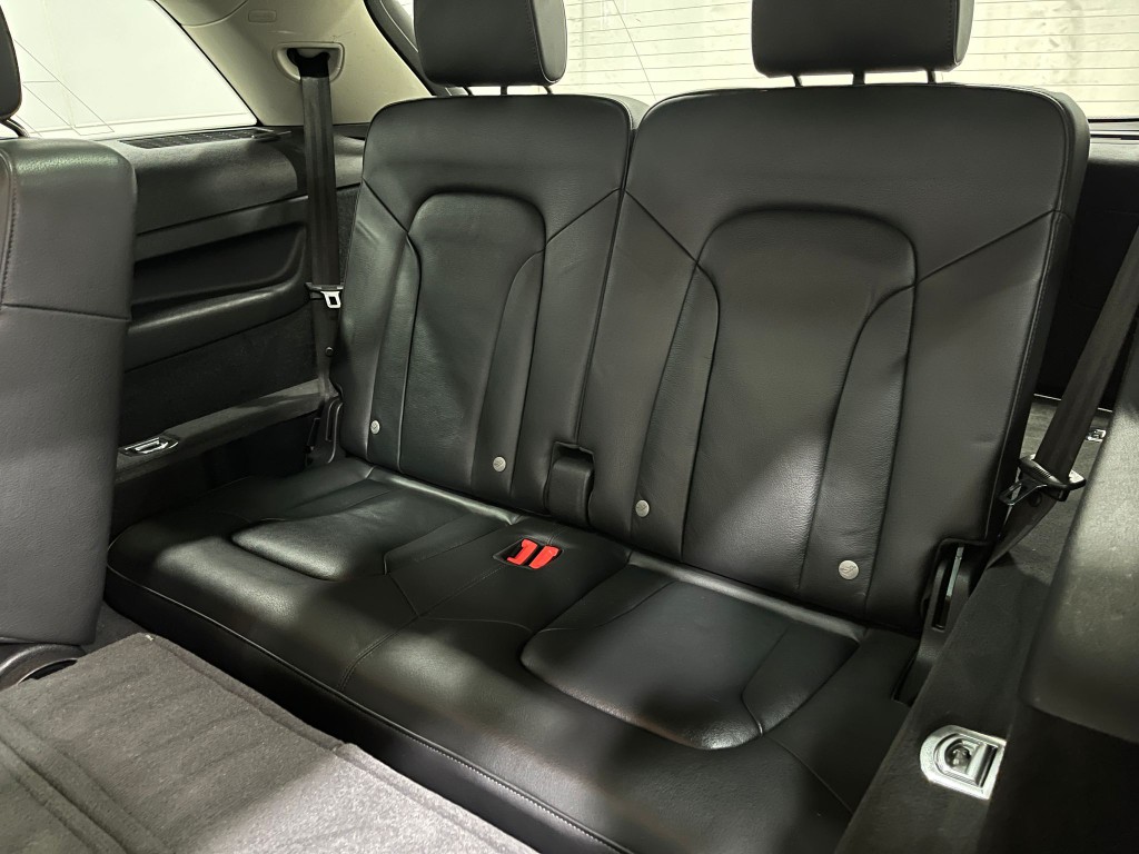 2015 Audi Q7 Image 33