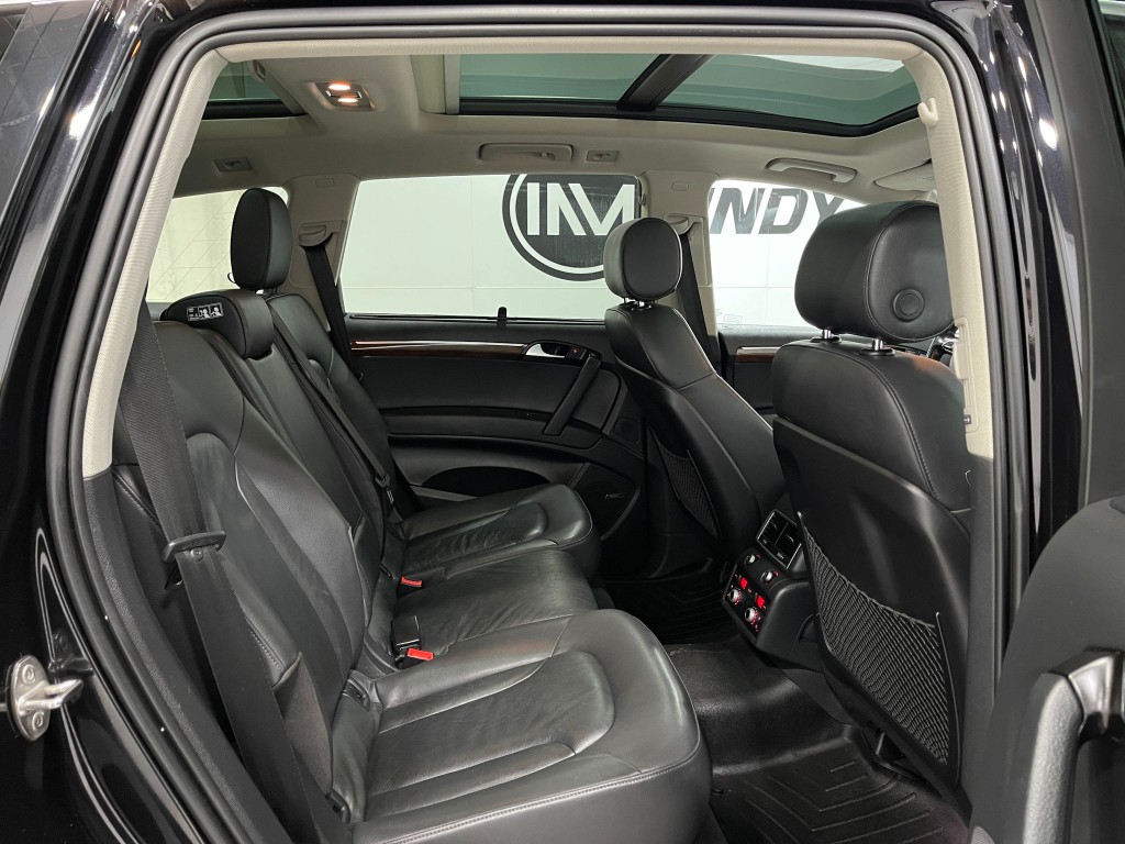 2015 Audi Q7 Image 35