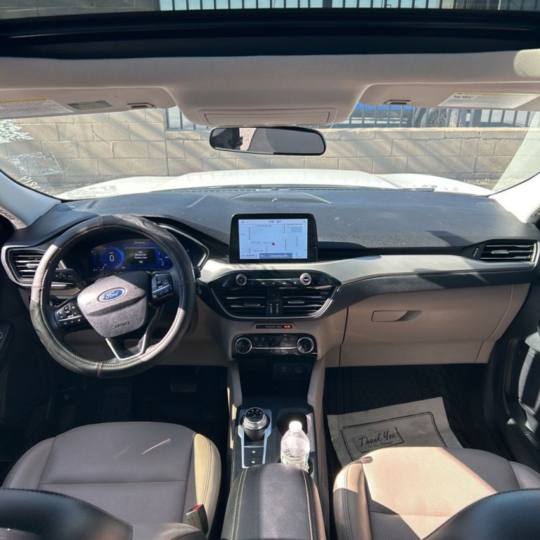 2022 Ford Escape Image 9