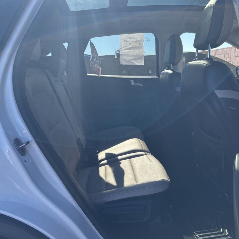 2022 Ford Escape Image 15
