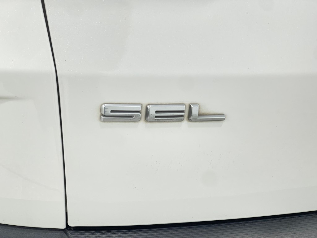 2022 Ford Escape Image 40