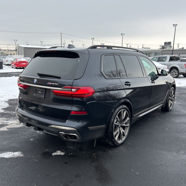 2021 BMW X7 Image 5