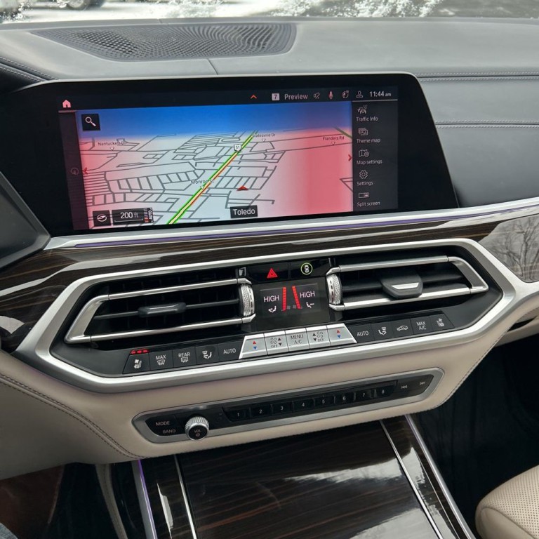 2021 BMW X7 Image 13