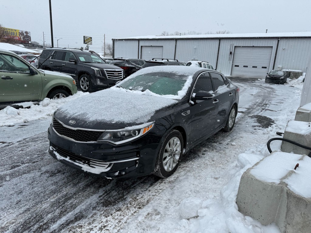 2018 Kia Optima Image 2