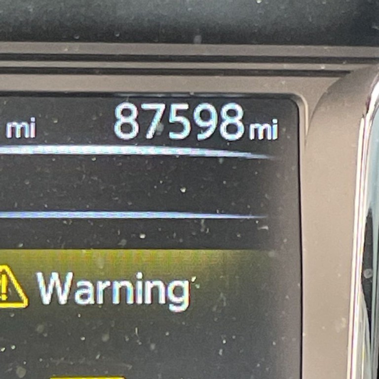 2017 Nissan Titan Image 9