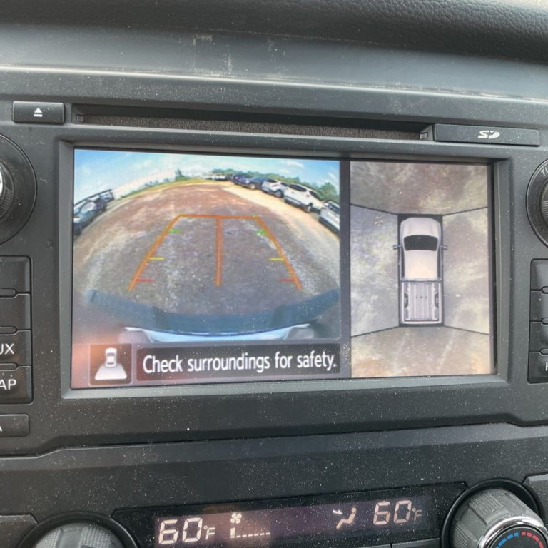 2017 Nissan Titan Image 11