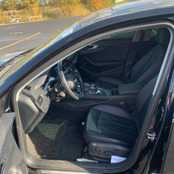 2017 Audi A4 Image 7