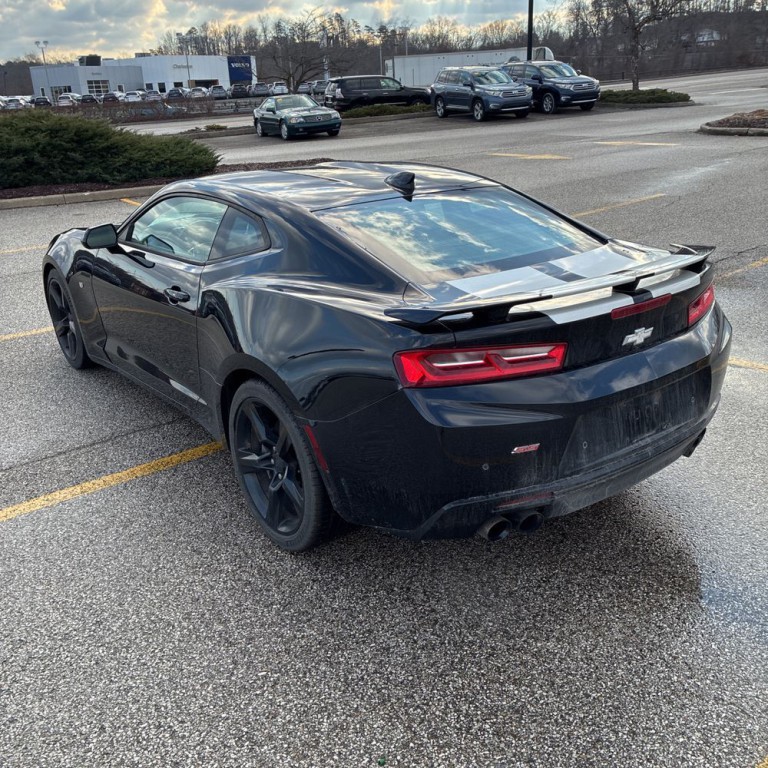2017 Chevrolet Camaro Image 5