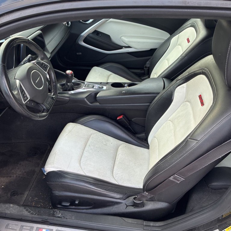 2017 Chevrolet Camaro Image 6