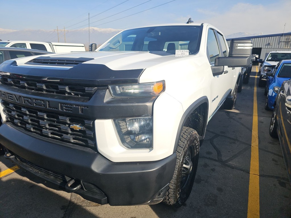 2021 Chevrolet Silverado 1500 Image 2