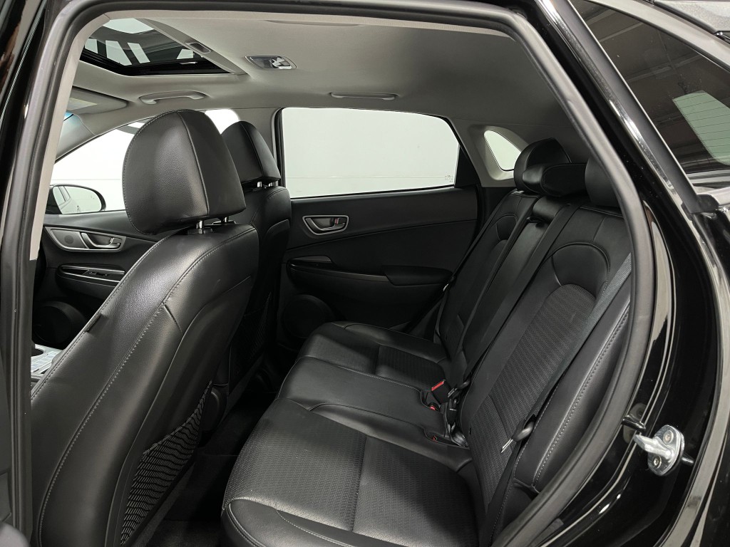 2021 Hyundai Kona Image 30