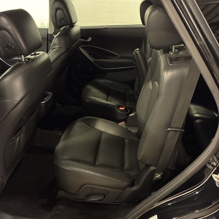 2018 Hyundai Santa Fe Image 16