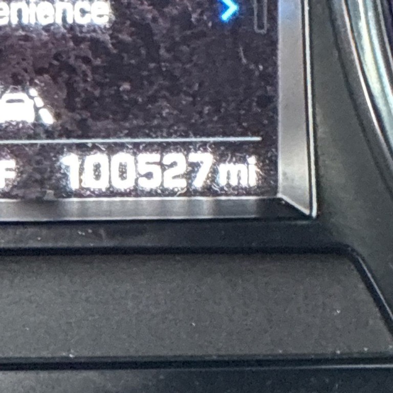 2018 Hyundai Santa Fe Image 9