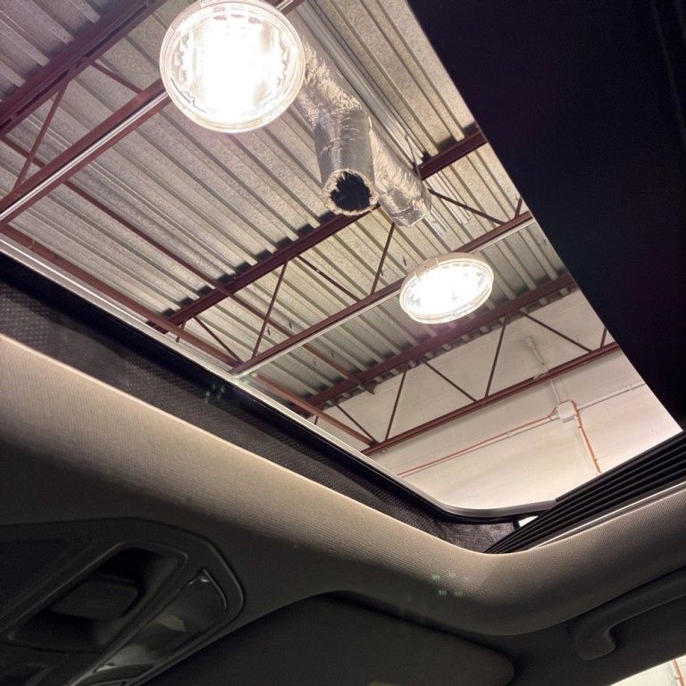 2018 Hyundai Santa Fe Image 12