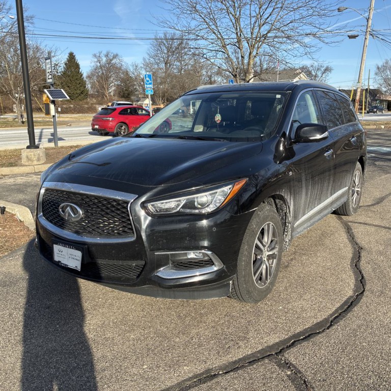 2017 INFINITI QX60 Image 2