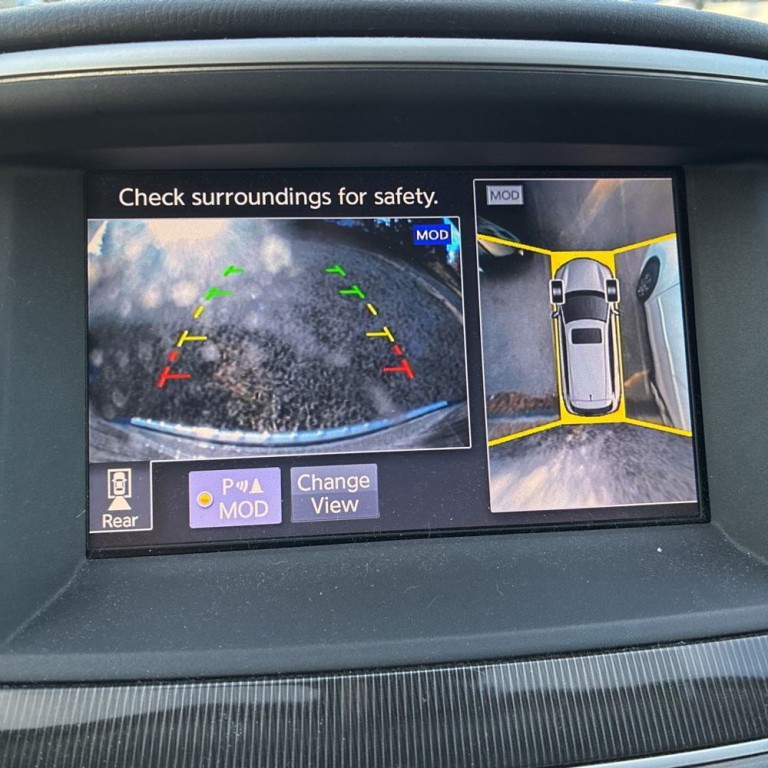 2017 INFINITI QX60 Image 11