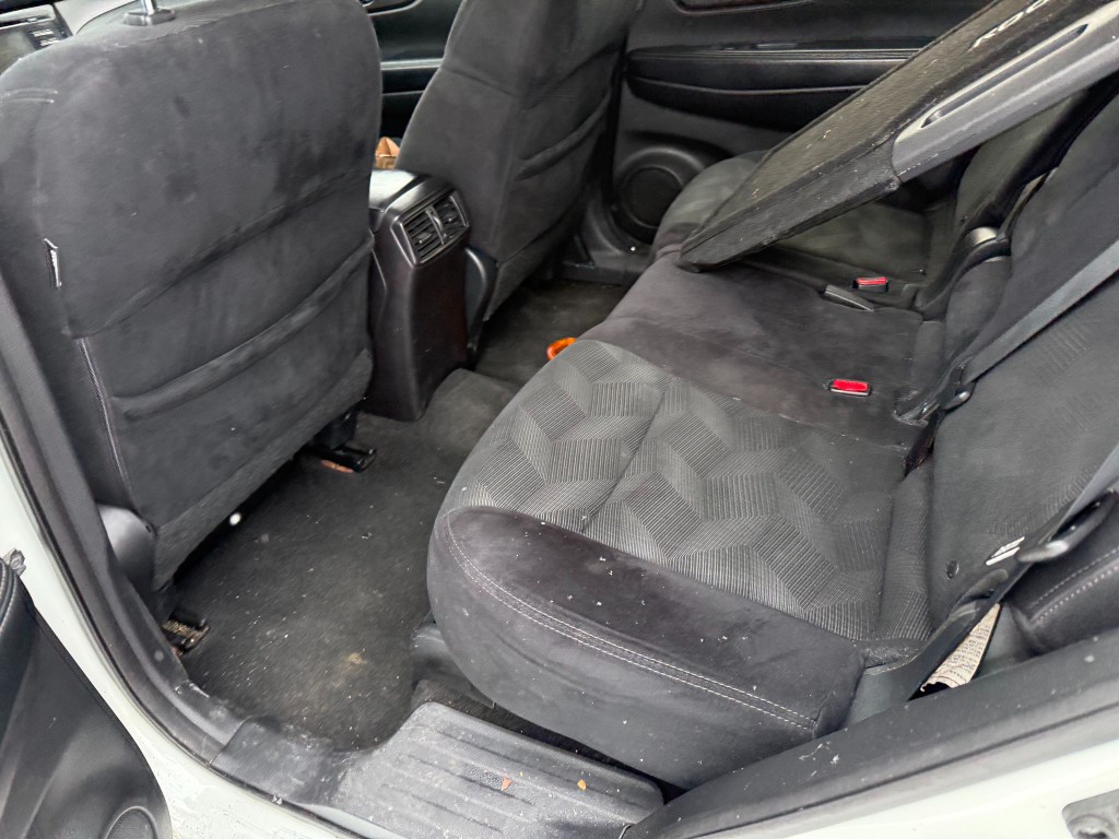 2015 Nissan Rogue Image 8