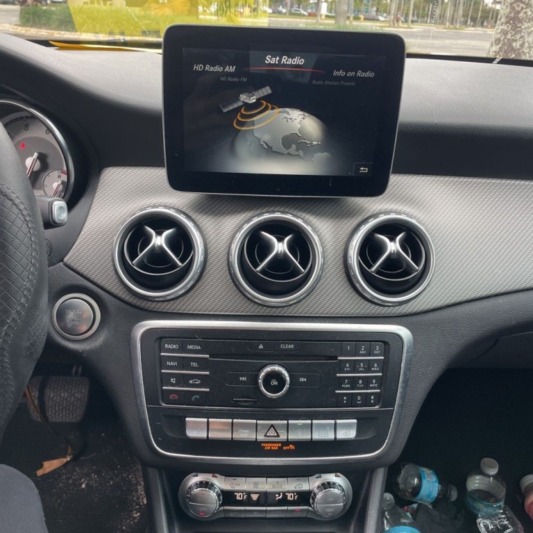 2017 Mercedes-Benz GLA-Class Image 12