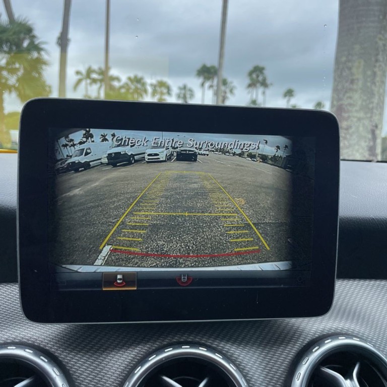 2017 Mercedes-Benz GLA-Class Image 14