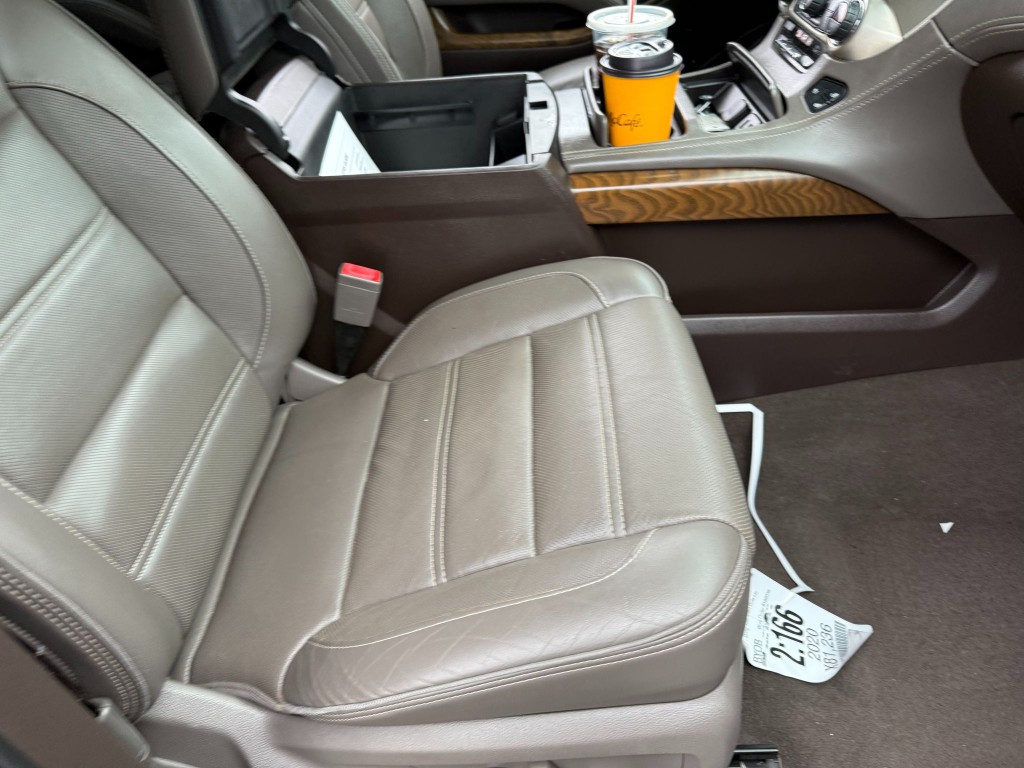 2020 GMC Yukon Image 5
