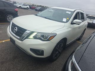2019 Nissan Pathfinder Image 2