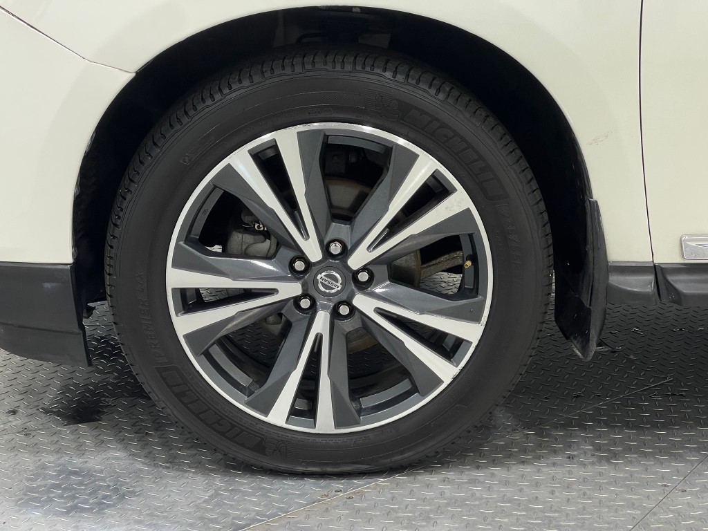 2019 Nissan Pathfinder Image 36