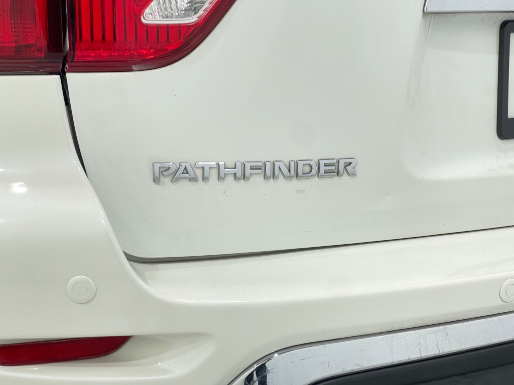 2019 Nissan Pathfinder Image 40