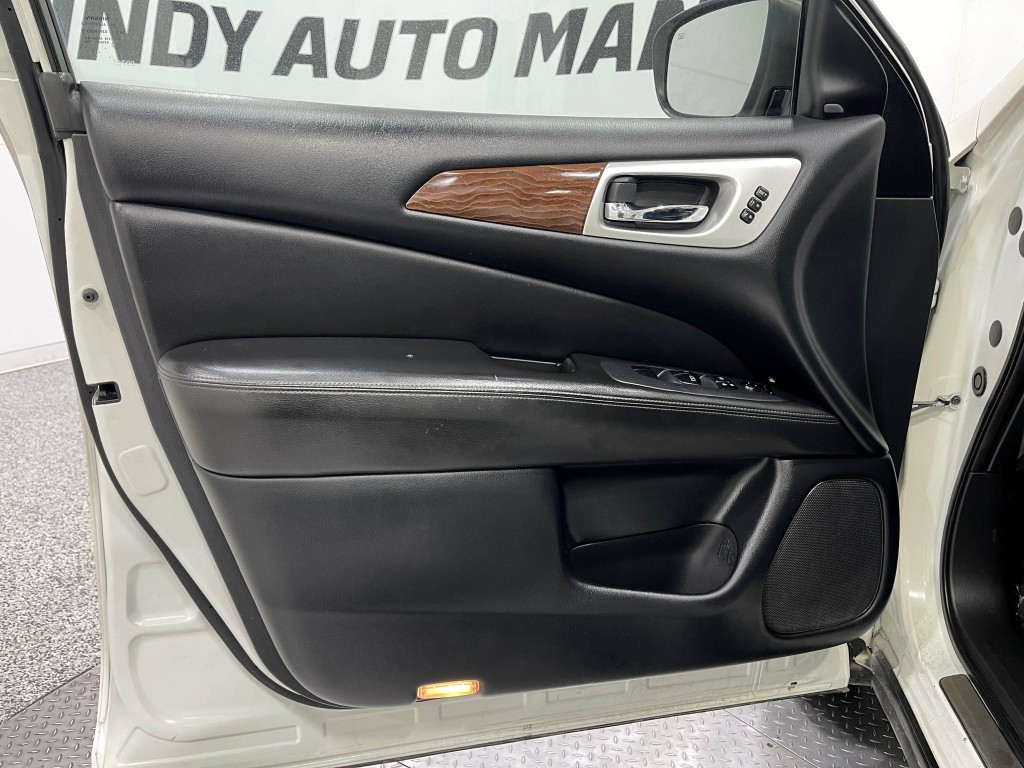 2019 Nissan Pathfinder Image 15