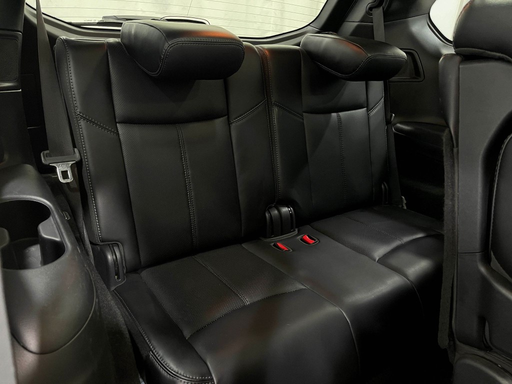 2019 Nissan Pathfinder Image 32