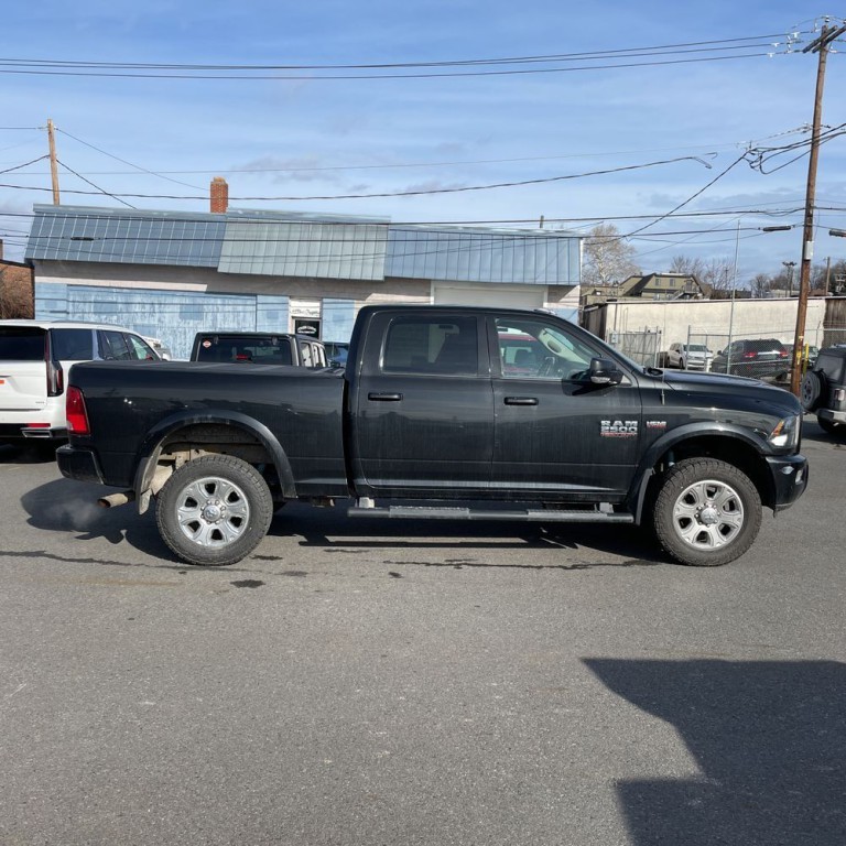 2018 RAM 2500 Image 3