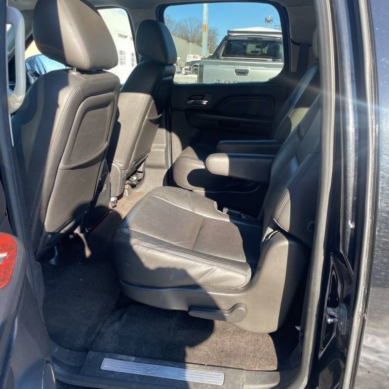 2014 Cadillac Escalade Image 14