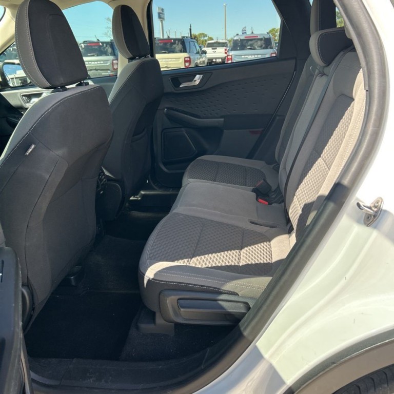 2020 Ford Escape Image 13