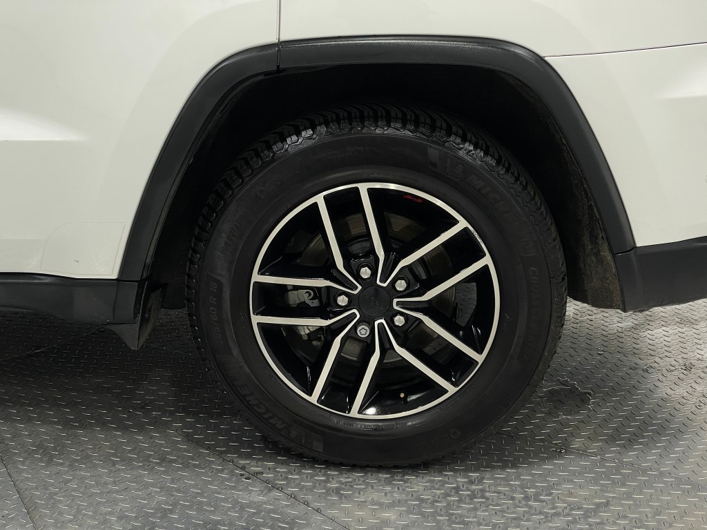 2019 Jeep Grand Cherokee Image 35