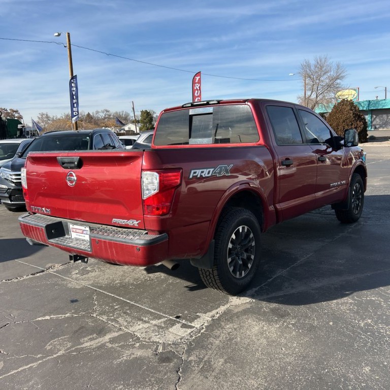2019 Nissan Titan Image 5