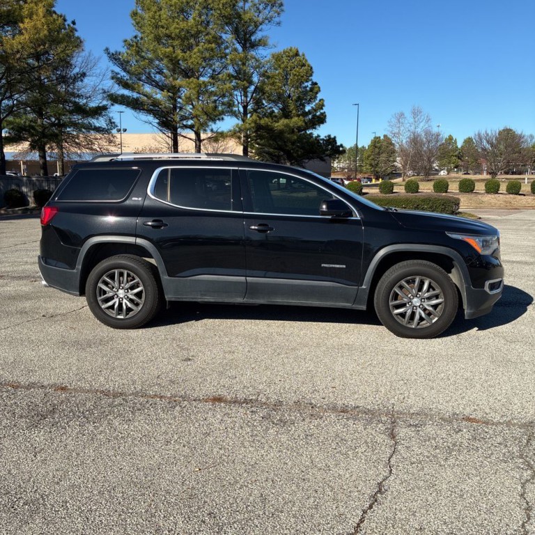 2018 GMC Acadia Image 3