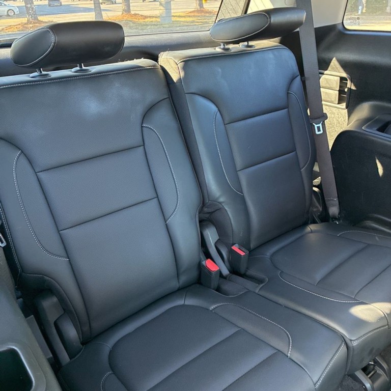 2018 GMC Acadia Image 18