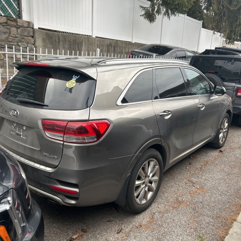 2018 Kia Sorento Image 3