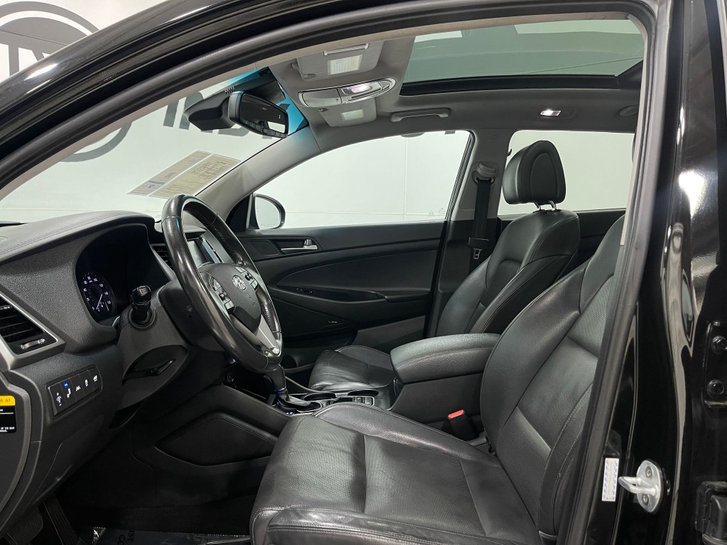 2017 Hyundai Tucson Image 11