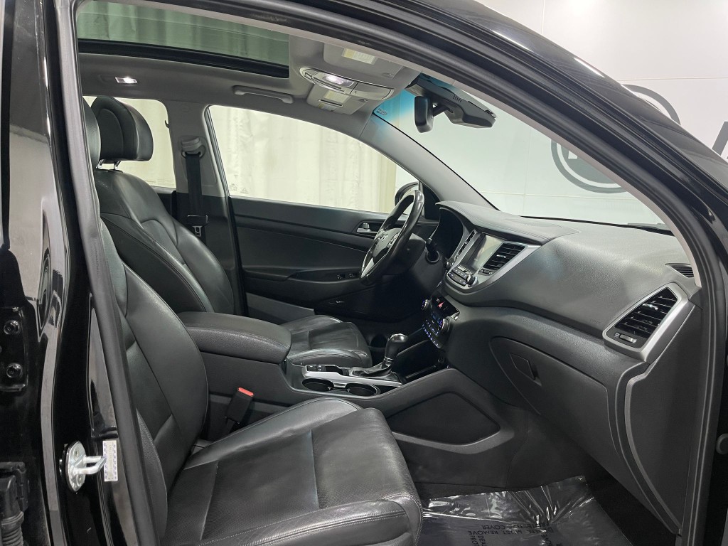 2017 Hyundai Tucson Image 30