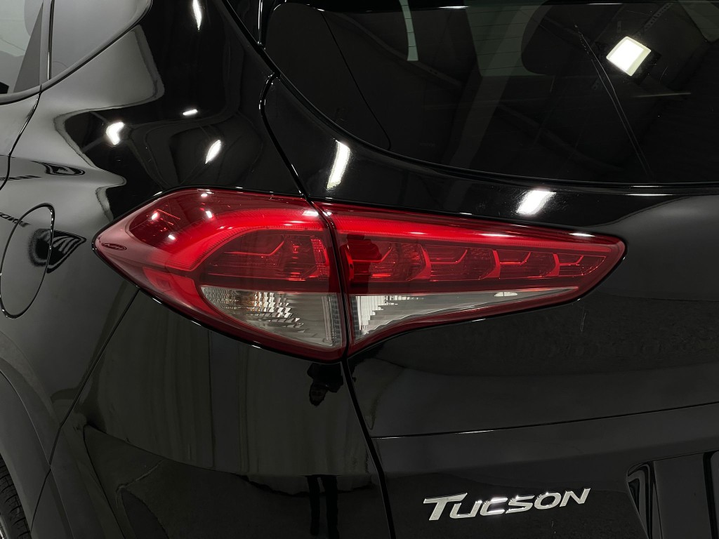 2017 Hyundai Tucson Image 32