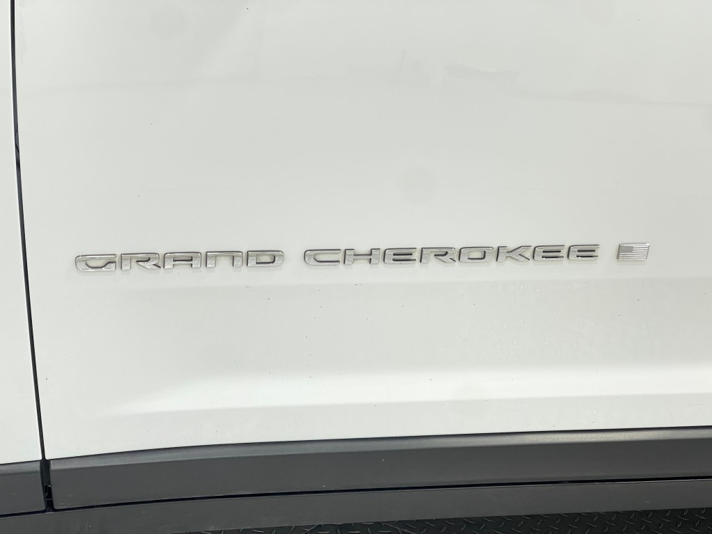 2021 Jeep Grand Cherokee Image 43